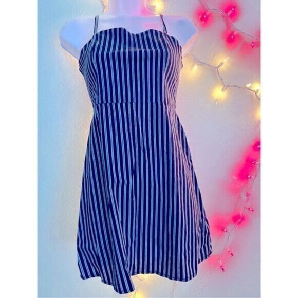 Urban outfitters Dress - Picture 1 of 11